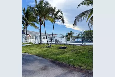 20330 NE 2nd Avenue #19, Miami Gardens, FL 33179 - Photo 10