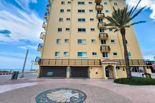 1815 N Surf Rd, Hollywood, FL 33019 - Photo 30