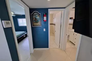 1815 N Surf Rd, Hollywood, FL 33019 - Photo 8