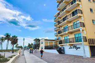 1815 N Surf Rd, Hollywood, FL 33019 - Photo 2