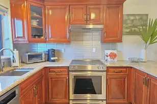 50 SE 12th St, Boca Raton, FL 33432 - Photo 8