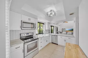 235 NW 15th St, Boca Raton, FL 33432 - Photo 2
