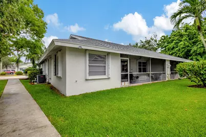 13810 Yarmouth Drive, Wellington, FL 33414 - Photo 12