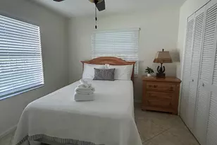 13810 Yarmouth Dr, Wellington, FL 33414 - Photo 4