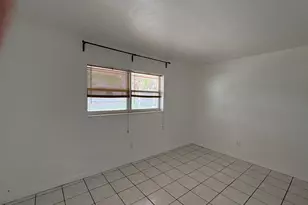 231 SW 8th St, Dania Beach, FL 33004 - Photo 12