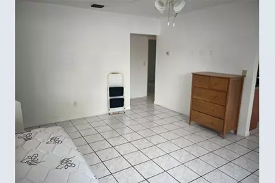 231 SW 8th Street #1, Dania Beach, FL 33004 - Photo 4