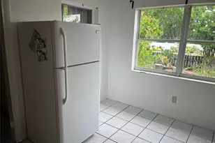 231 SW 8th St, Dania Beach, FL 33004 - Photo 6