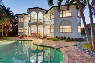 1320 S Lakeside Dr, Lake Worth Beach, FL 33460 - Photo 12