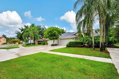 13810 Yarmouth Drive, Wellington, FL 33414 - Photo 12