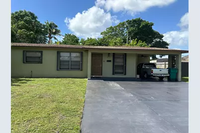 400 NW 184th Terrace #400, Miami, FL 33169 - Photo 4