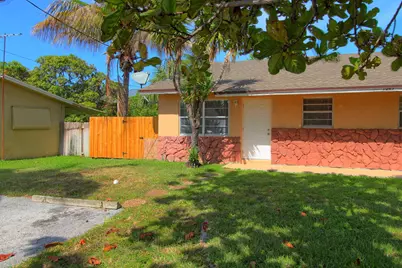 1045 Miami Boulevard #A, Delray Beach, FL 33483 - Photo 2
