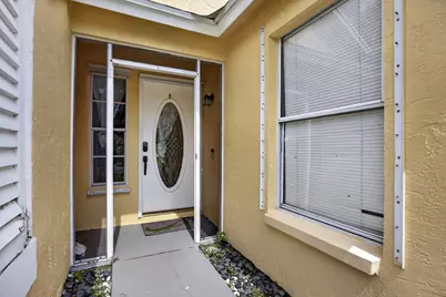 120 Paddock Lane, Greenacres, FL 33413 - Photo 6