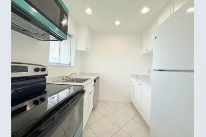 6106 Forest Hill Boulevard #204, West Palm Beach, FL 33415 - Photo 1