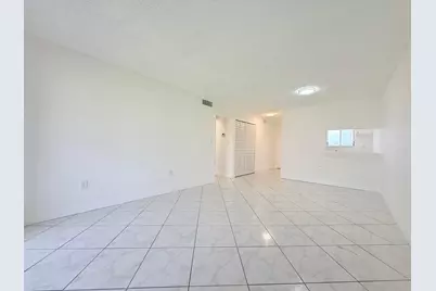 6106 Forest Hill Boulevard #204, West Palm Beach, FL 33415 - Photo 2