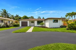 127 Calle Largo Dr, Hollywood, FL 33021 - Photo 1