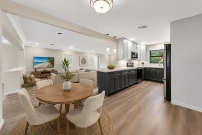 127 Calle Largo Drive, Hollywood, FL 33021 - Photo 4
