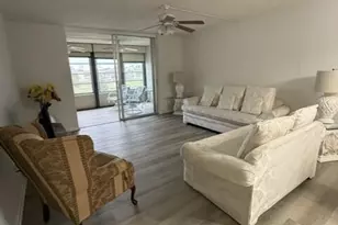 7210 Lake Cir Dr, Margate, FL 33063 - Photo 14
