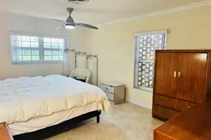 340 Orange Tree Dr, Atlantis, FL 33462 - Photo 4