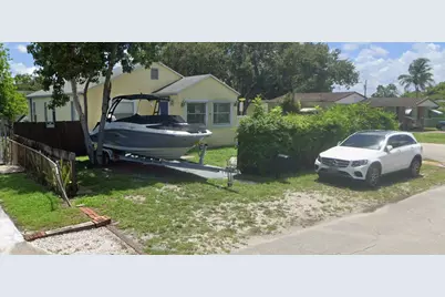 2246 Wilson Street, Hollywood, FL 33020 - Photo 1