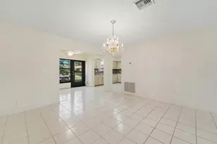 4675 Robinwood Cir, Boynton Beach, FL 33436 - Photo 4