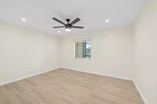 830 SW 9th St Cir, Boca Raton, FL 33486 - Photo 6