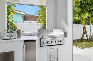 1405 NE 4th Ave, Boca Raton, FL 33432 - Photo 24