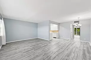 2404 Antigua Cir, Coconut Creek, FL 33066 - Photo 2