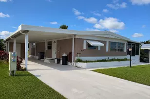 656 Sun Ray Ct, Boynton Beach, FL 33436 - Photo 2