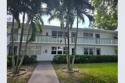 563 Durham T Circle, Deerfield Beach, FL 33442 - Photo 1