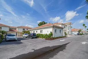 524 7th Sq, Vero Beach, FL 32962 - Photo 2