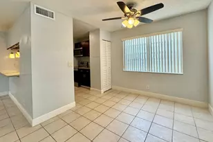 334 SW 86th Ave, Pembroke Pines, FL 33025 - Photo 4