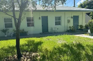 705 NE 3rd St, Hallandale Beach, FL 33009 - Photo 2