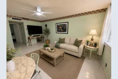 2400 NE 10th Street #205, Pompano Beach, FL 33062 - Photo 4