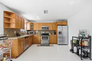 8302 NW 15th Ct, Coral Springs, FL 33071 - Photo 14