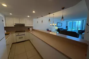 19390 Collins Ave, Sunny Isles Beach, FL 33160 - Photo 4