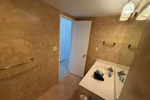 19390 Collins Ave, Sunny Isles Beach, FL 33160 - Photo 28