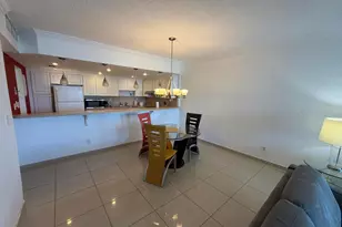 19390 Collins Ave, Sunny Isles Beach, FL 33160 - Photo 36