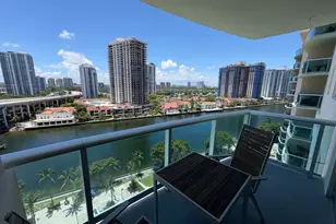 19390 Collins Ave, Sunny Isles Beach, FL 33160 - Photo 40