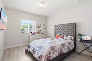 1702 SW 81st Terrace, North Lauderdale, FL 33068 - Photo 8