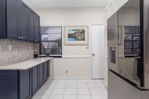 6353 Royal Manor Cir, Delray Beach, FL 33484 - Photo 8