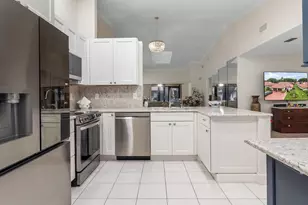 6353 Royal Manor Cir, Delray Beach, FL 33484 - Photo 6