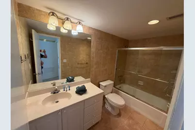 19390 Collins Avenue #1405, Sunny Isles Beach, FL 33160 - Photo 8