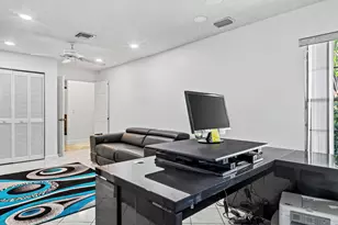 12020 NW 2nd Dr, Coral Springs, FL 33071 - Photo 22