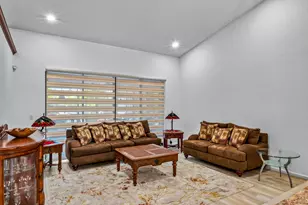 12020 NW 2nd Dr, Coral Springs, FL 33071 - Photo 34