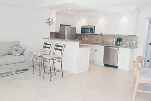 1072 Yarmouth Dr, Boca Raton, FL 33434 - Photo 4