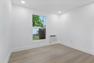 107 SW 4th Ave, Delray Beach, FL 33444 - Photo 10