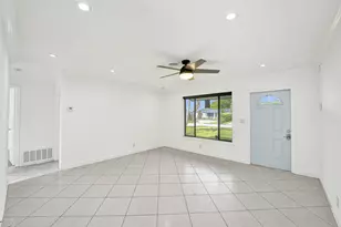 4360 NE 13th Ave, Oakland Park, FL 33334 - Photo 6