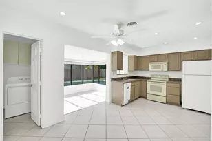 4360 NE 13th Ave, Oakland Park, FL 33334 - Photo 8