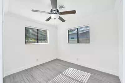 4360 NE 13th Avenue, Oakland Park, FL 33334 - Photo 16