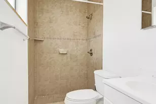 4360 NE 13th Ave, Oakland Park, FL 33334 - Photo 14